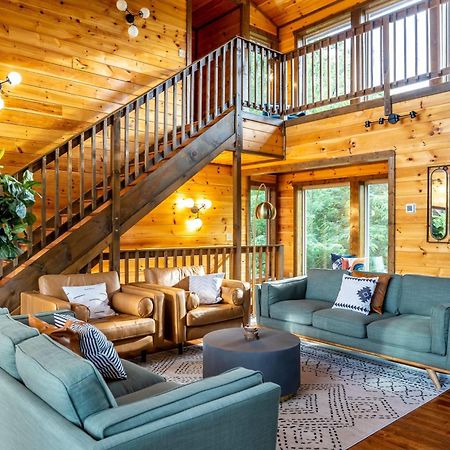 The Solstice - Amenities Galore Mountain Retreat Gatlinburg Bagian luar foto