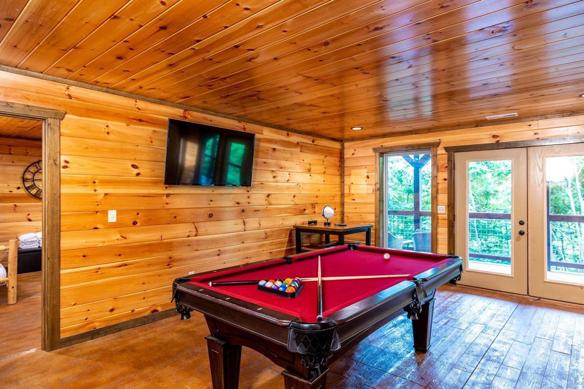 The Solstice - Amenities Galore Mountain Retreat Gatlinburg Bagian luar foto