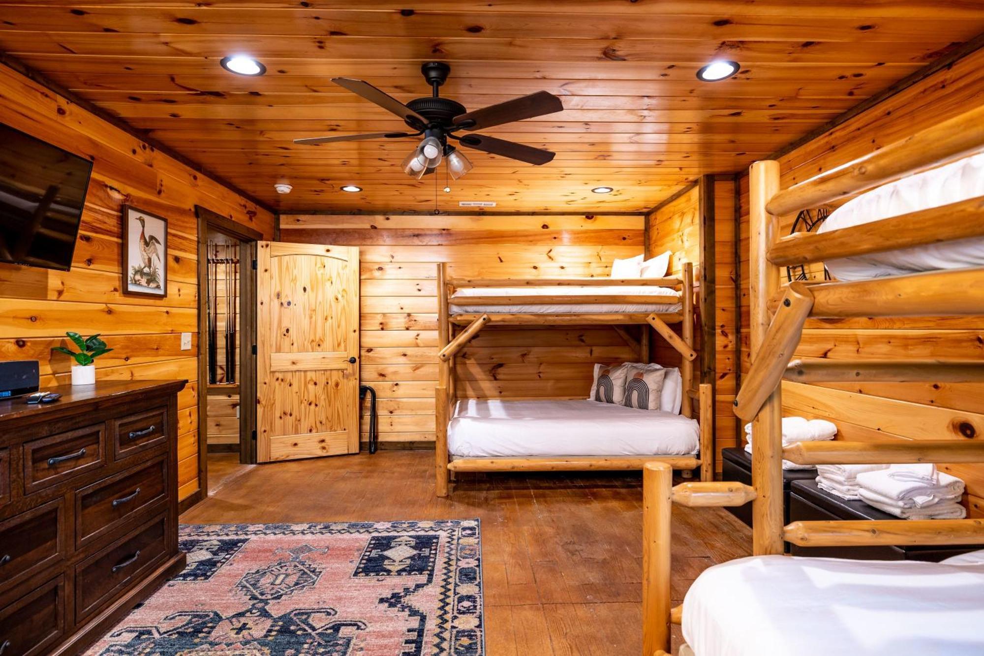 The Solstice - Amenities Galore Mountain Retreat Gatlinburg Bagian luar foto