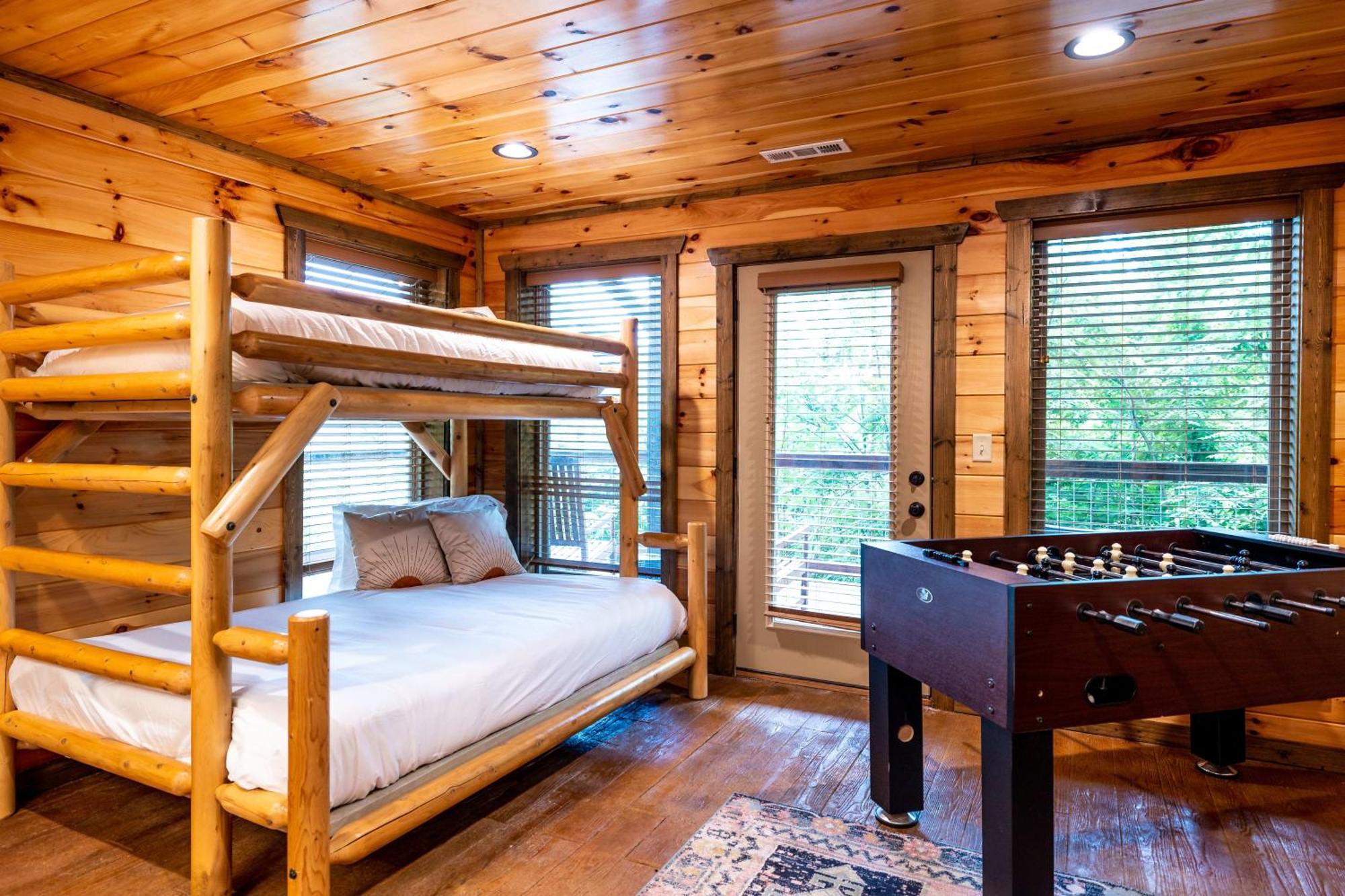 The Solstice - Amenities Galore Mountain Retreat Gatlinburg Bagian luar foto
