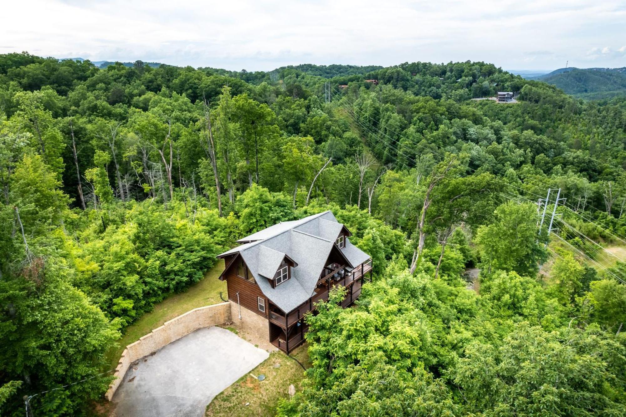 The Solstice - Amenities Galore Mountain Retreat Gatlinburg Bagian luar foto