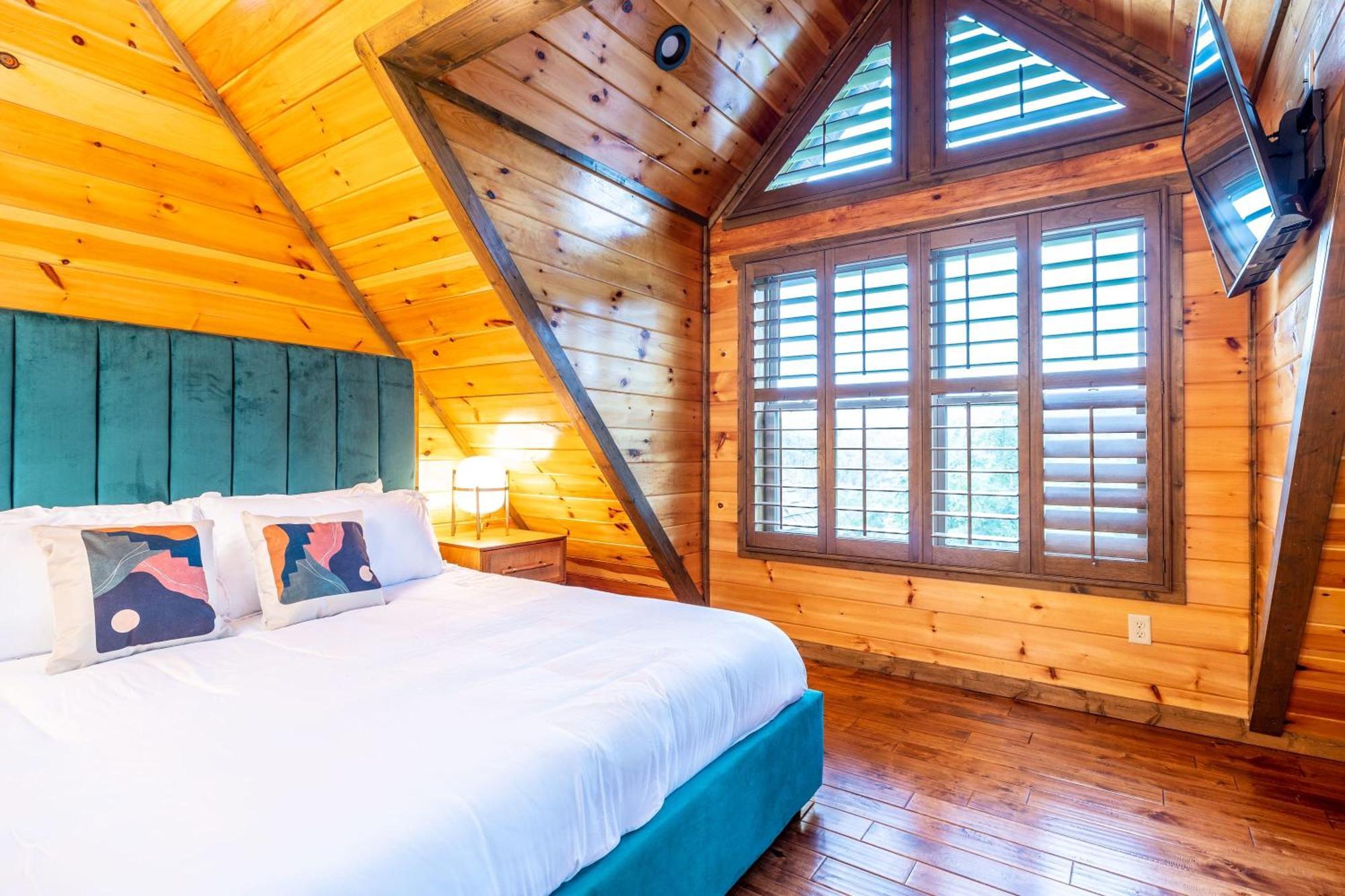 The Solstice - Amenities Galore Mountain Retreat Gatlinburg Bagian luar foto