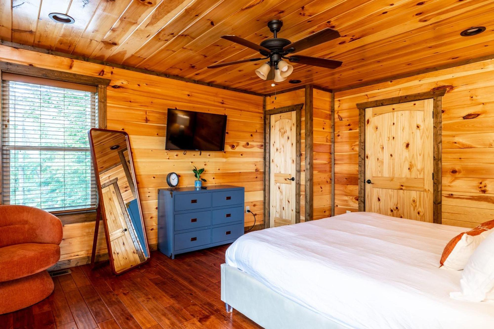 The Solstice - Amenities Galore Mountain Retreat Gatlinburg Bagian luar foto