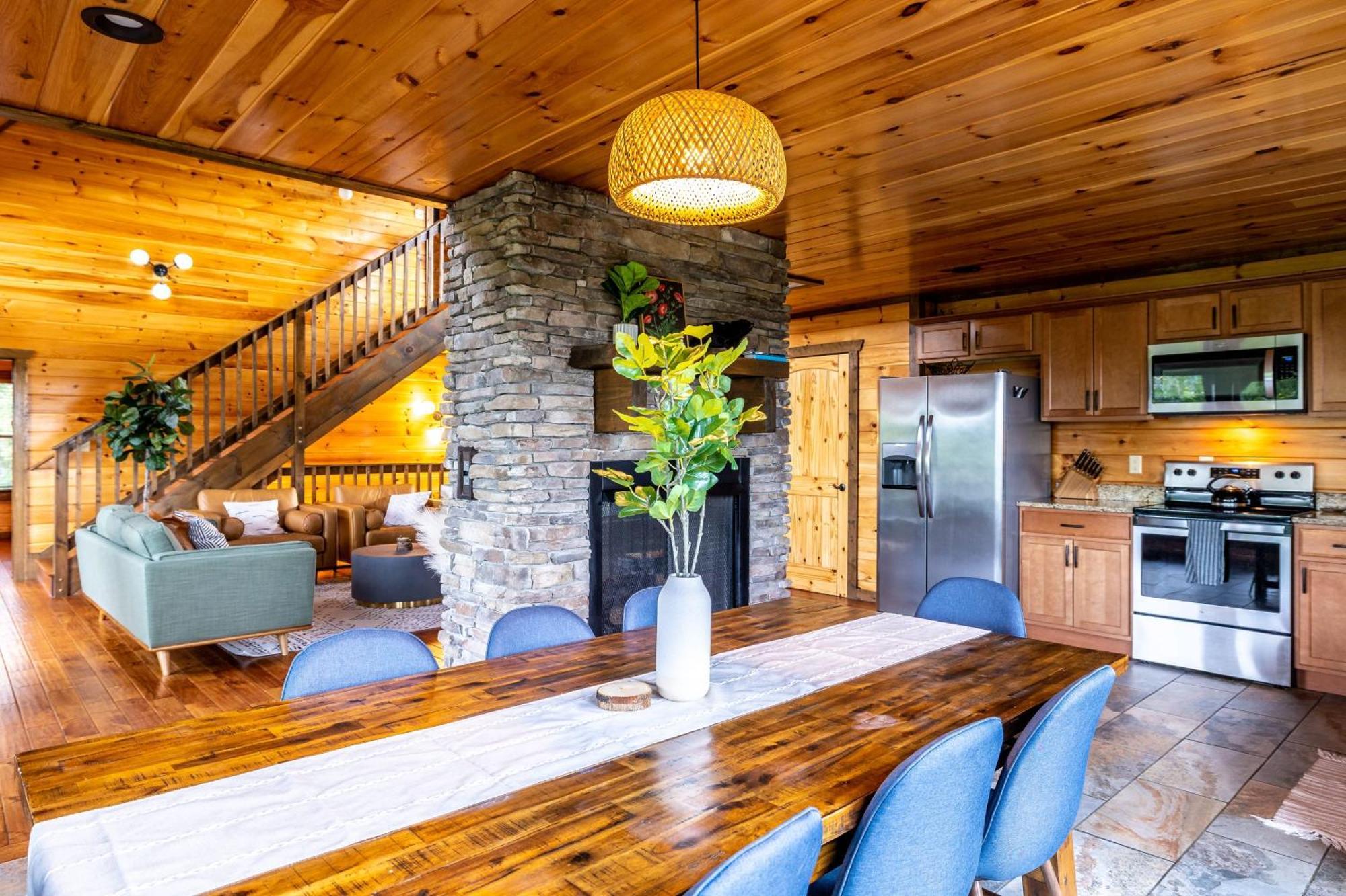 The Solstice - Amenities Galore Mountain Retreat Gatlinburg Bagian luar foto