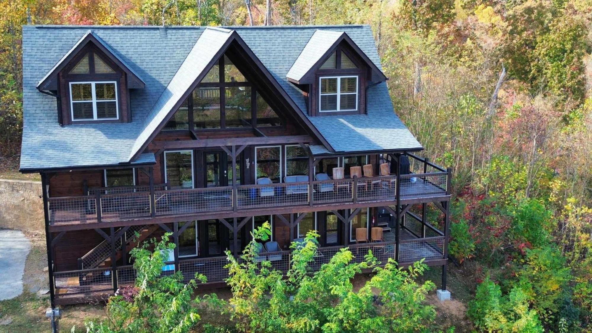 The Solstice - Amenities Galore Mountain Retreat Gatlinburg Bagian luar foto
